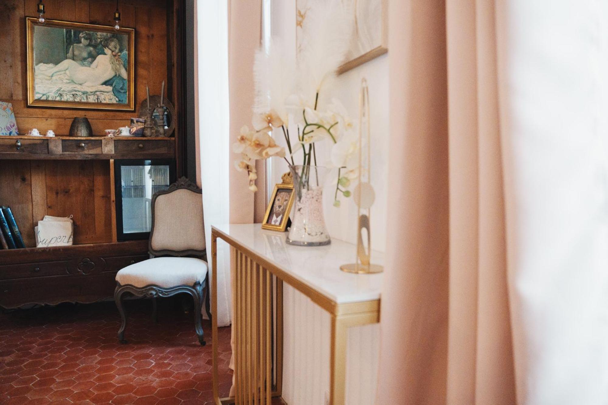 Maison D'Hotes De Charme "La Belle Dame Sans Regrets" Talairan Eksteriør bilde